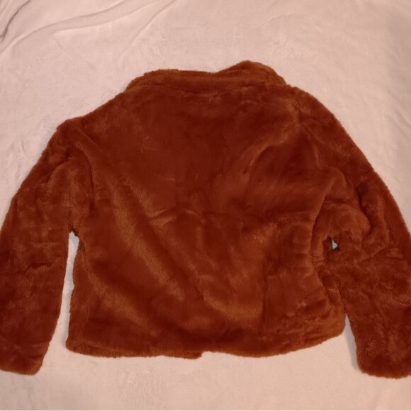 Allegra K faux fur cropped jacket with pockets - Picture 9 of 12